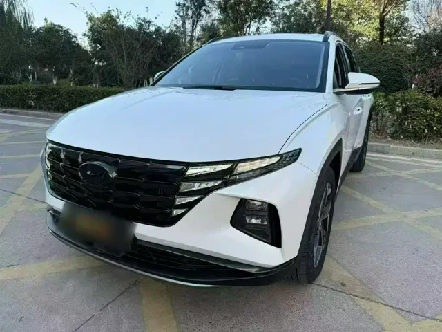 Фотография автомобиля — Hyundai Tucson