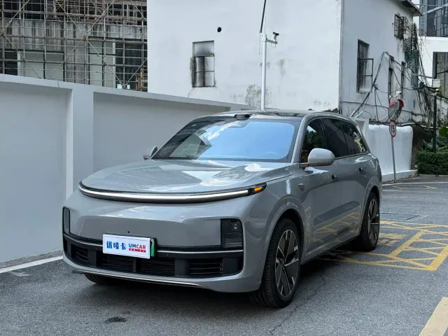 Фотография автомобиля — Li Auto L9