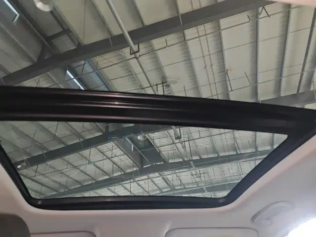 Dongfeng Yixuan MAX — Фото автомобиля 17