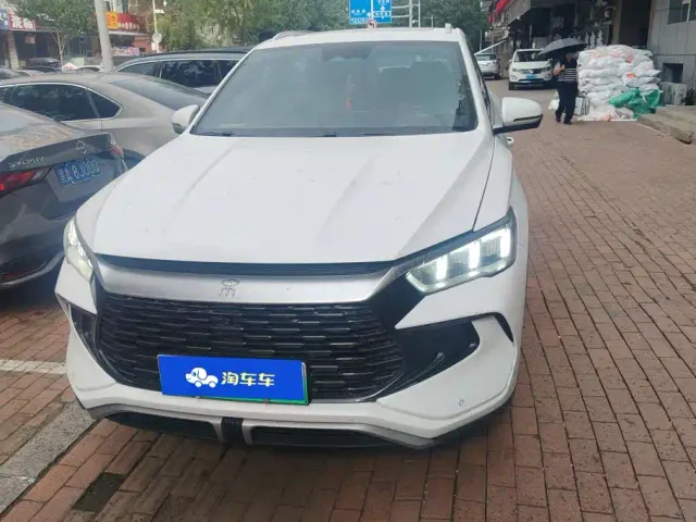 BYD Song Pro — Фото автомобиля 2