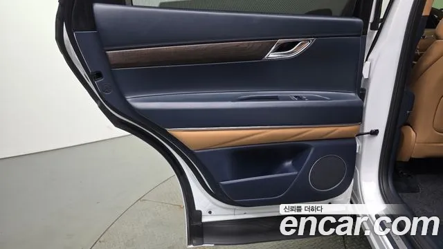 Genesis GV80 — Фото автомобиля 14