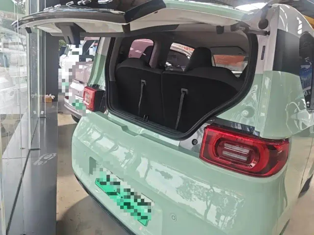 Wuling Hongguang Mini EV — Фото автомобиля 18