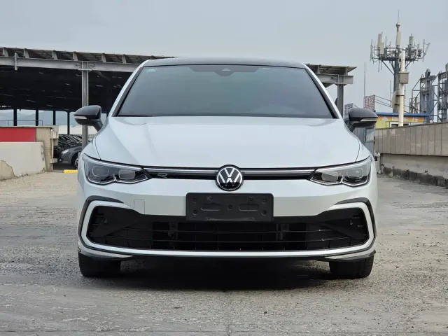 Volkswagen Golf 2021 280TSI DSG R-Line — Фото автомобиля 2
