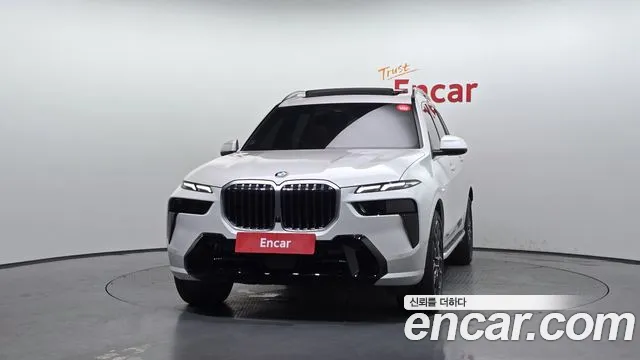 BMW X7 — Фото автомобиля 3