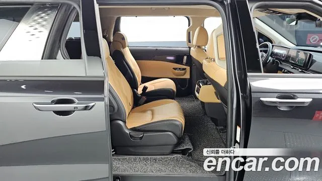 Kia Canival Carnival 4 поколение Дизель 9 мест Signature — Фото автомобиля 11