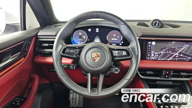 Porsche Macan Electric — Фото автомобиля 19