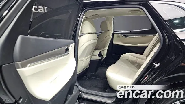 Hyundai Grandeur New — Фото автомобиля 11