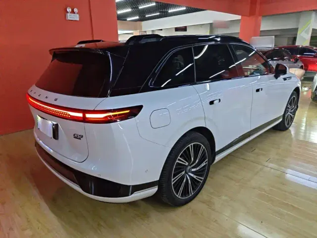 Xpeng G9 — Фото автомобиля 6