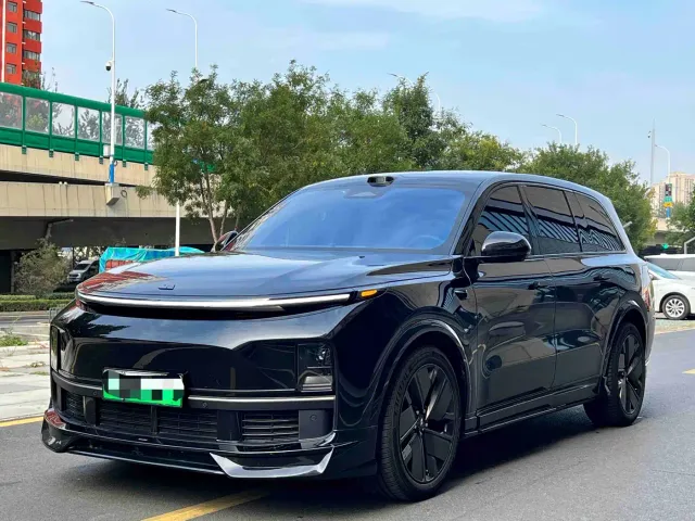Фотография автомобиля — Li Auto L9