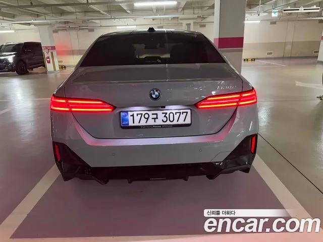 BMW 5-Series 5 серия (G60) — Фото автомобиля 3