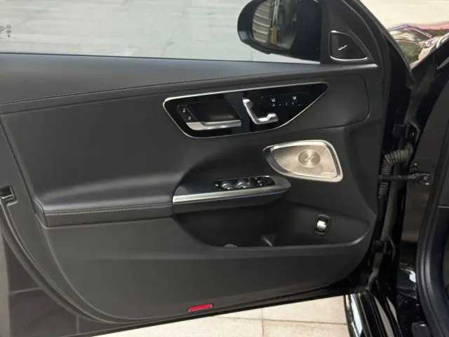 Mercedes-Benz C-Class — Фото автомобиля 23