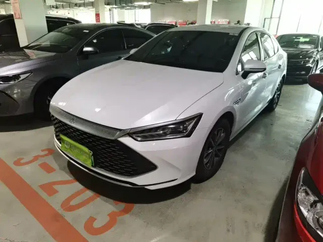 Фотография автомобиля — BYD Qin PLUS