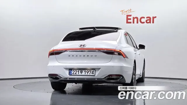 Hyundai Grandeur Новый Grandeur IG 3.0 LPi (Для проката) — Фото автомобиля 3