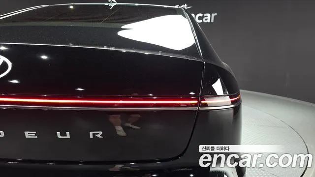 Hyundai Grandeur GN7 — Фото автомобиля 8