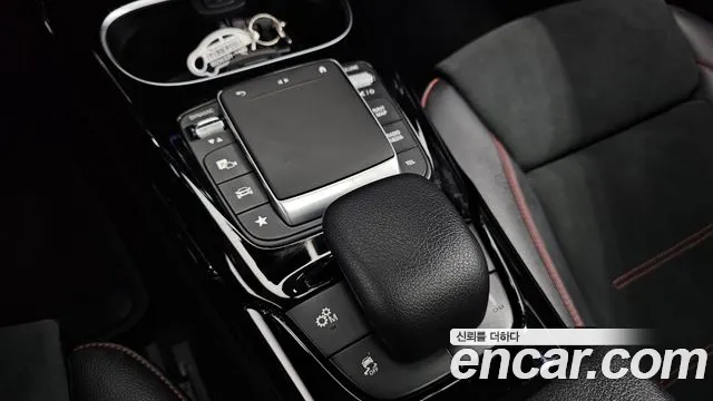 Mercedes-Benz A-Class — Фото автомобиля 29