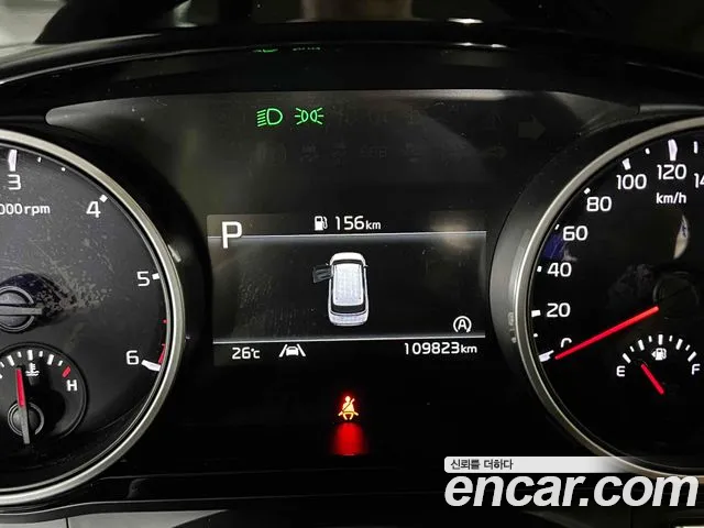 Kia Carnival Generation 4 — Фото автомобиля 7