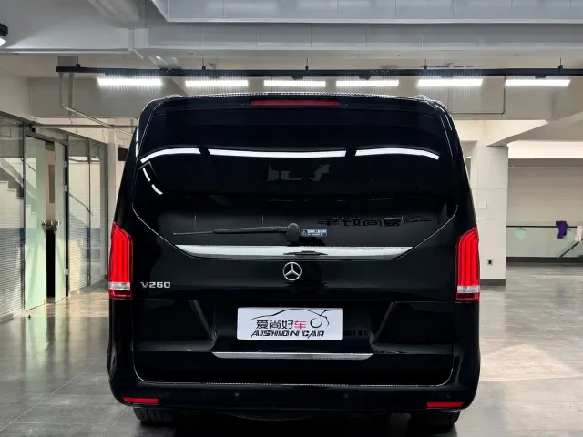 Mercedes-Benz V-Class — Фото автомобиля 6