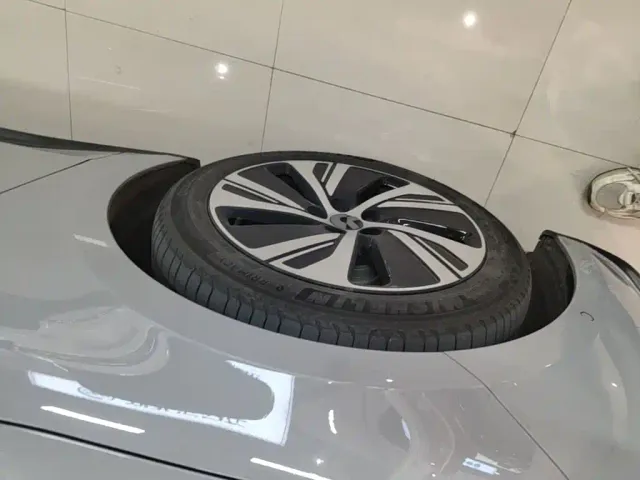 Nio ET5 — Фото автомобиля 22