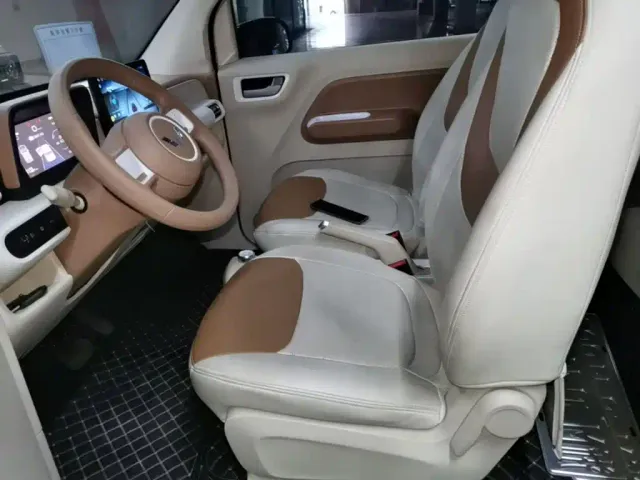 Wuling Hongguang Mini EV — Фото автомобиля 14