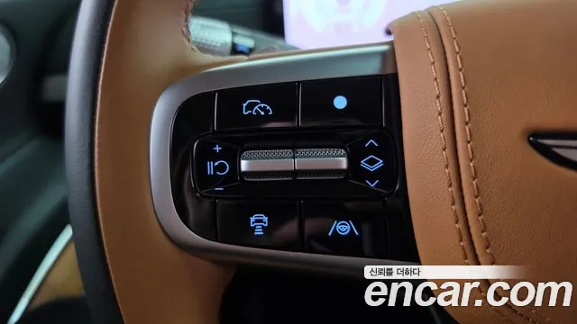 Genesis GV80 — Фото автомобиля 23