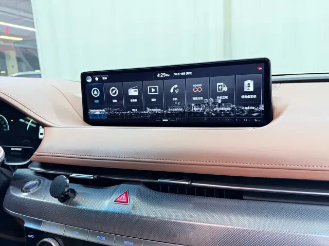 Genesis G80 — Фото автомобиля 15