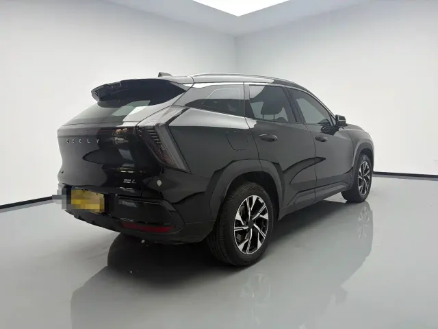 Geely Boyue L — Фото автомобиля 4