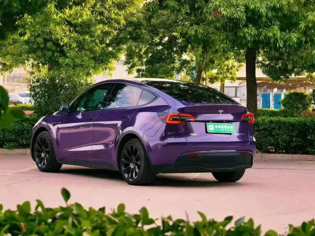 Tesla Model Y — Фото автомобиля 4