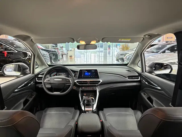 Maxus Dajia 5 — Фото автомобиля 9