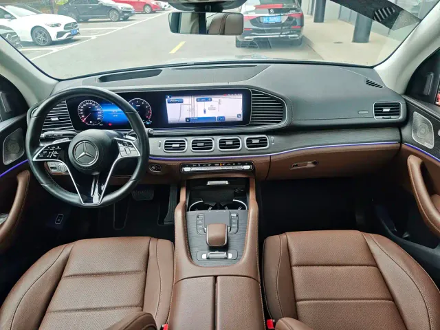 Mercedes-Benz GLE-Class — Фото автомобиля 6