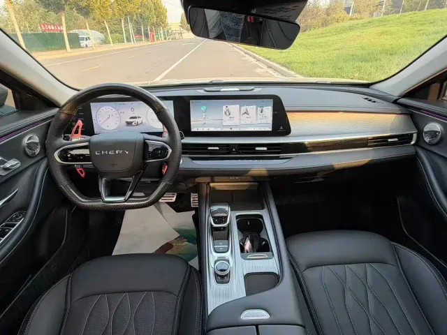 Chery Arrizo 8 — Фото автомобиля 5