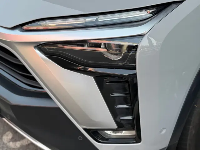 Nio ES8 — Фото автомобиля 4