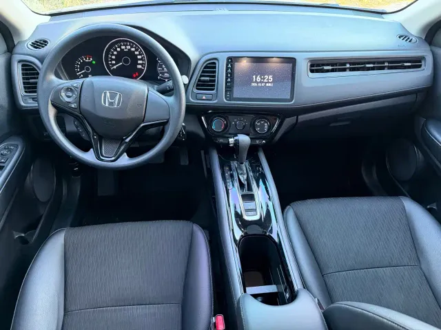 Honda Vezel — Фото автомобиля 10