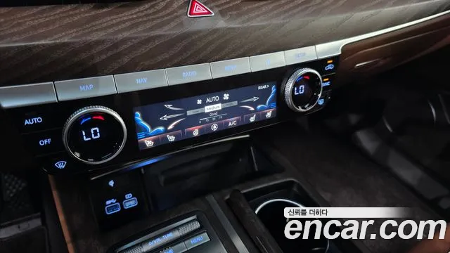 Genesis G80 Бензин 2.5 турбо AWD — Фото автомобиля 15