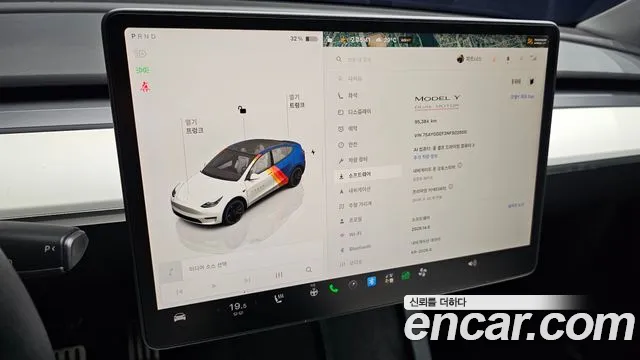 Tesla Model Y — Фото автомобиля 5