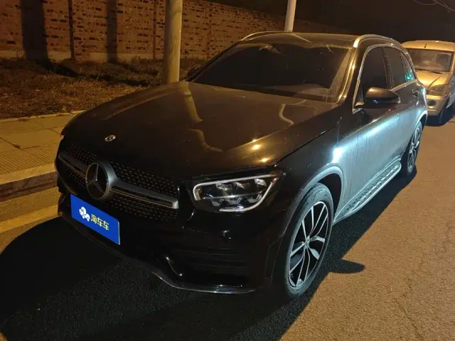 Фотография автомобиля — Mercedes-Benz GLC-Class