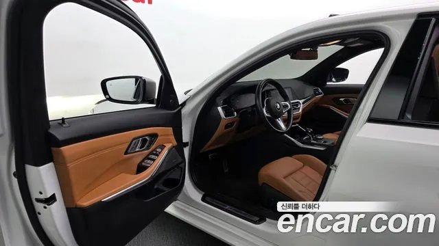BMW 3-Series 3 серия (G20) M340i Performance — Фото автомобиля 10