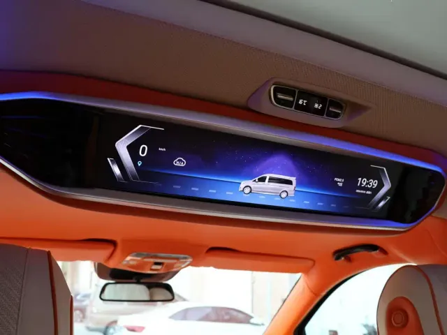 Mercedes-Benz V-Class — Фото автомобиля 11