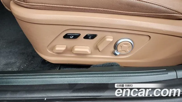 Hyundai Grandeur Grandeur (GN7) — Фото автомобиля 30
