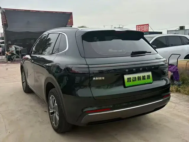 Geely Galaxy Galaxy Starship 7 EM-i 2025 Model 120km Explorer+ Edition — Фото автомобиля 9