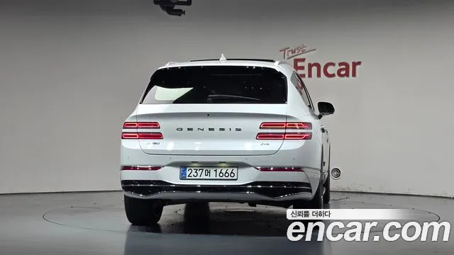 Genesis GV80 — Фото автомобиля 4