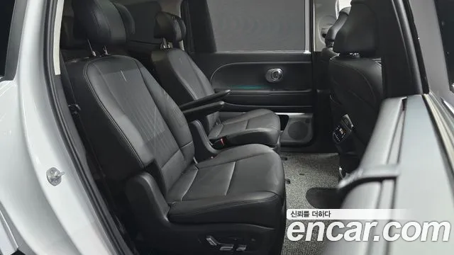 Hyundai Ioniq 9 — Фото автомобиля 11