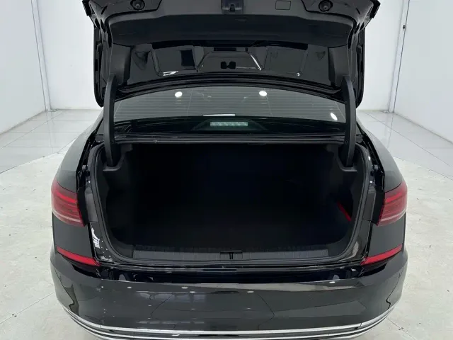 Volkswagen Passat — Фото автомобиля 16