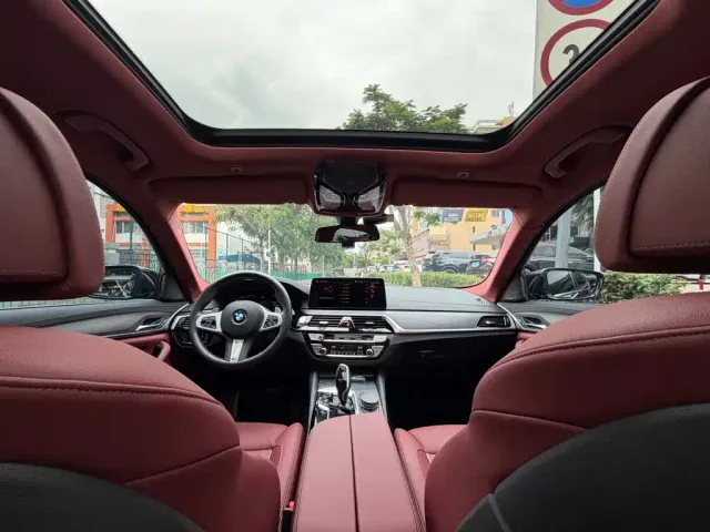 BMW 5 Series — Фото автомобиля 2
