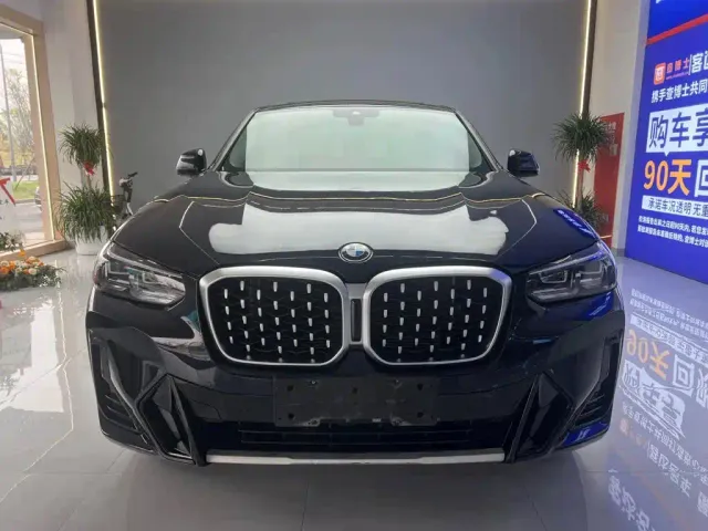 BMW X4 — Фото автомобиля 9