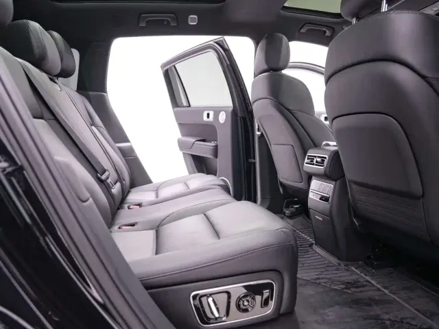 Li Auto L7 — Фото автомобиля 20