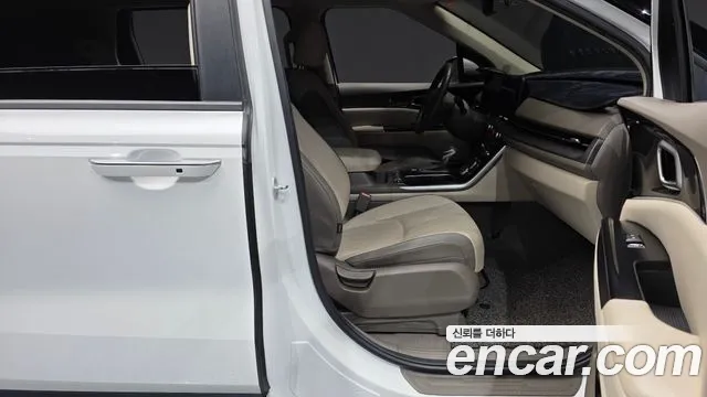 Kia Canival Carnival 4 поколение Дизель 9 мест Prestige — Фото автомобиля 11