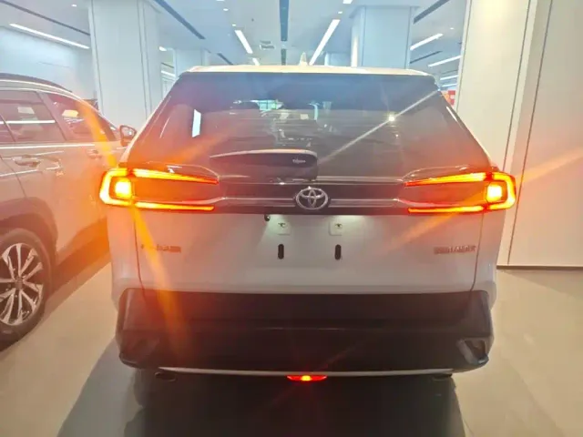 Toyota Wildlander — Фото автомобиля 5
