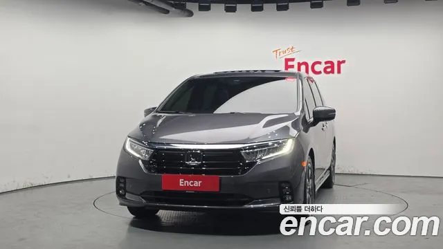 Honda Odyssey — Фото автомобиля 3