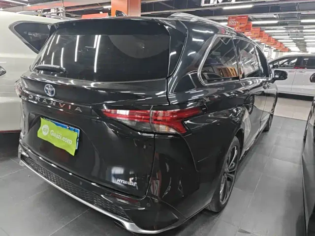 Toyota Granvia — Фото автомобиля 6