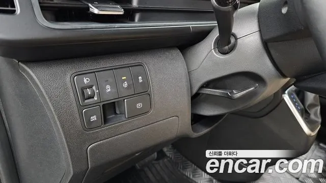 Hyundai Staria Staria 4WD Tourer 11 мест — Фото автомобиля 27